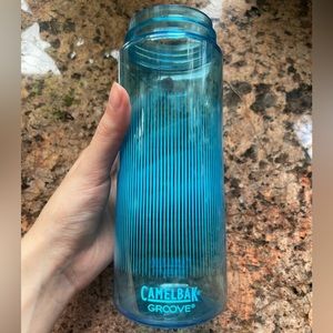 Camelbak Groove Portable Filtration Water Bottle, 20 oz (Used, 4/5 Condition)